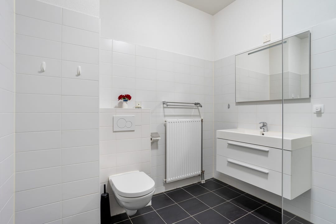 Photo 17 of Treubstraat 10-F001