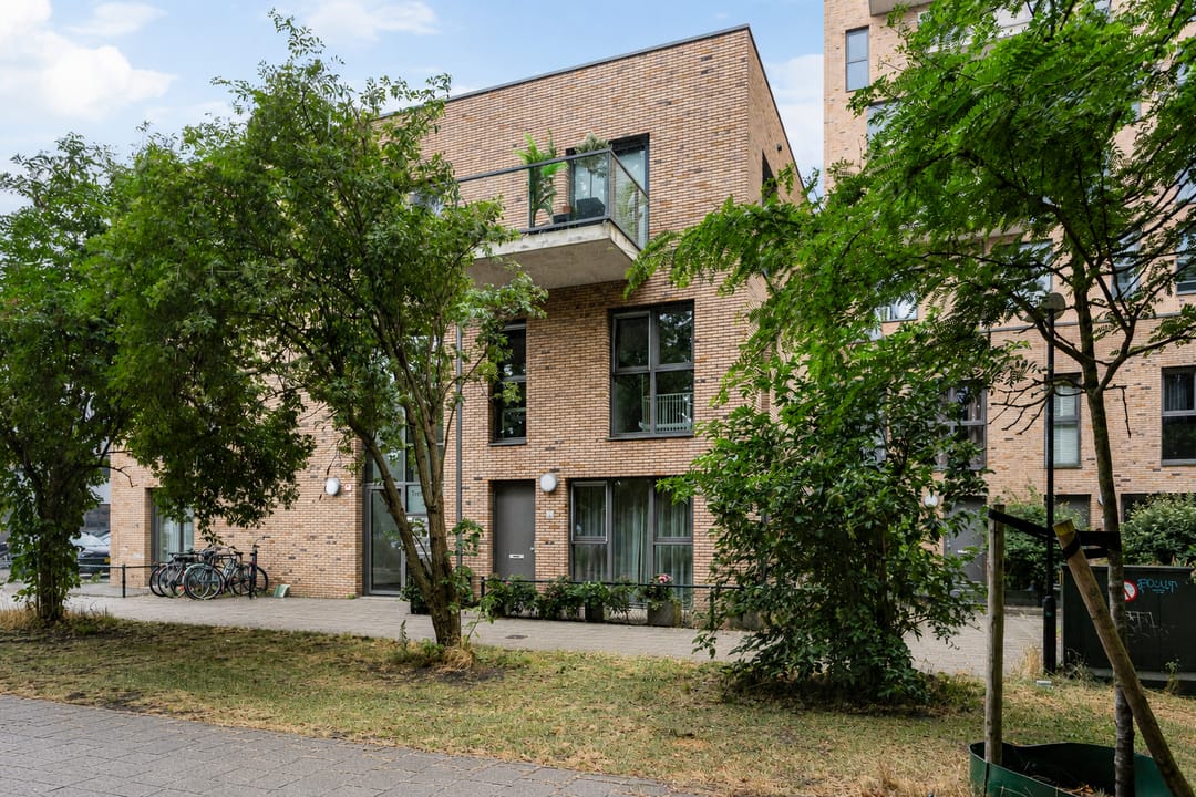 Photo 1 of Treubstraat 10-F001