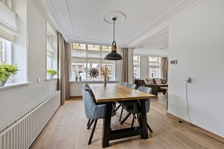 Hoekwoning te koop: Plantsoen 28, Lage Zwaluwe