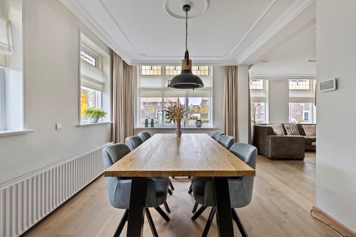 Hoekwoning te koop: Plantsoen 28, Lage Zwaluwe