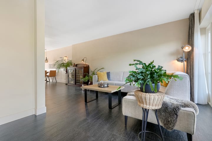 Tussenwoning te koop: Driestweg 23, Bussum