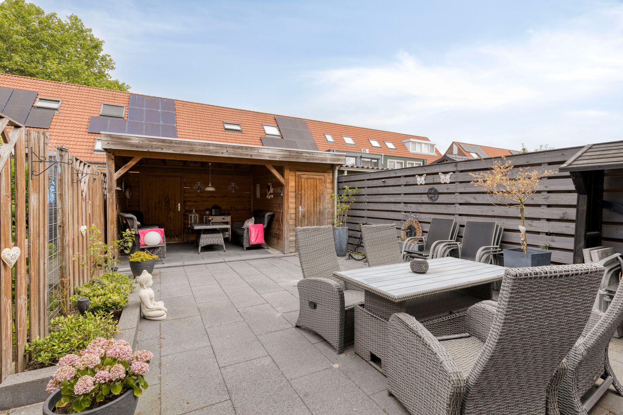 3-bedroom freehold villa in Almere — photo 3 of 5
