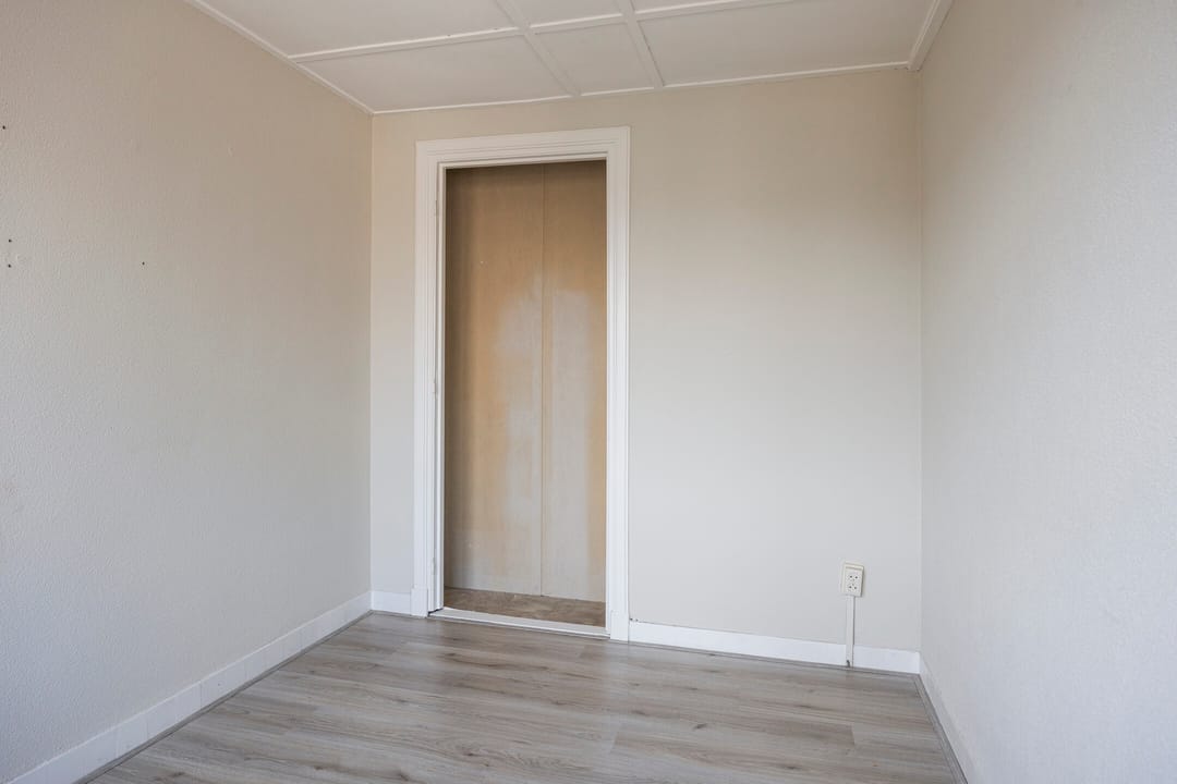 Photo 22 of Van Berkumstraat 17
