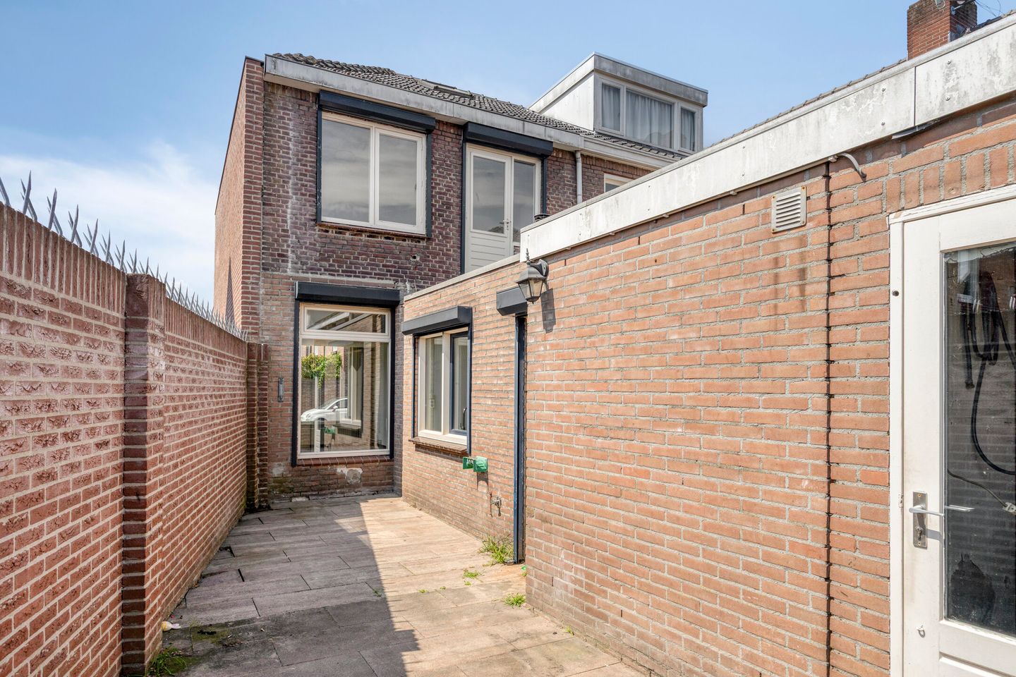 Photo 29 of Van Berkumstraat 17