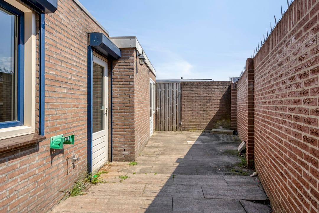 Photo 26 of Van Berkumstraat 17