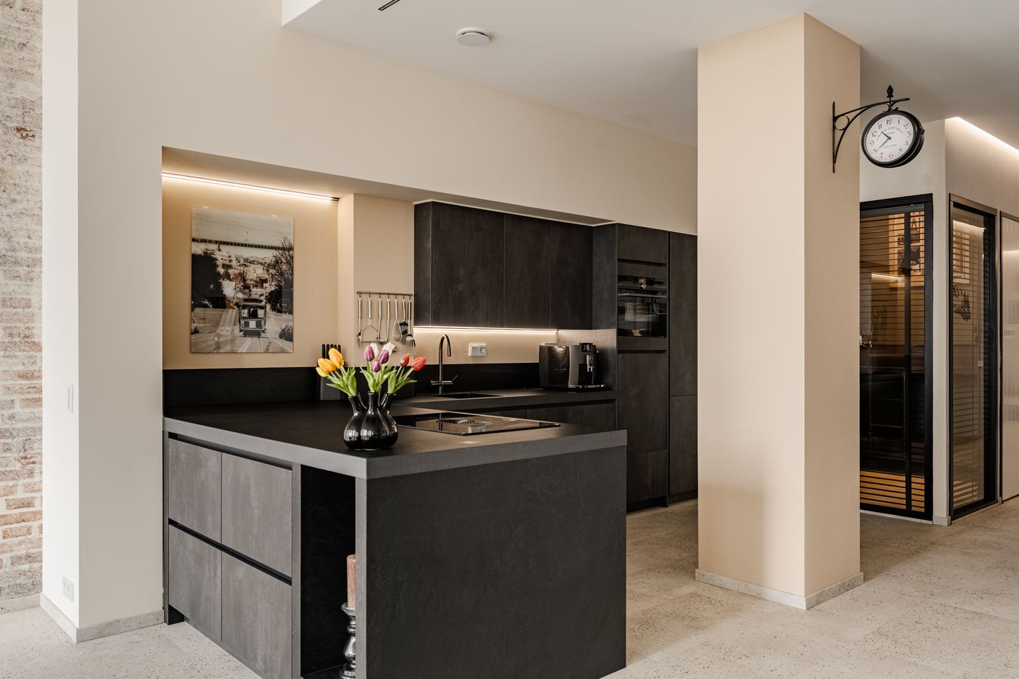 Foto 4 van Surinamepad 212