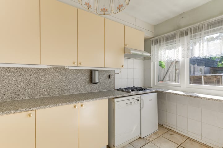 Hoekwoning te koop: Pal Maleterstraat 13, Leiden