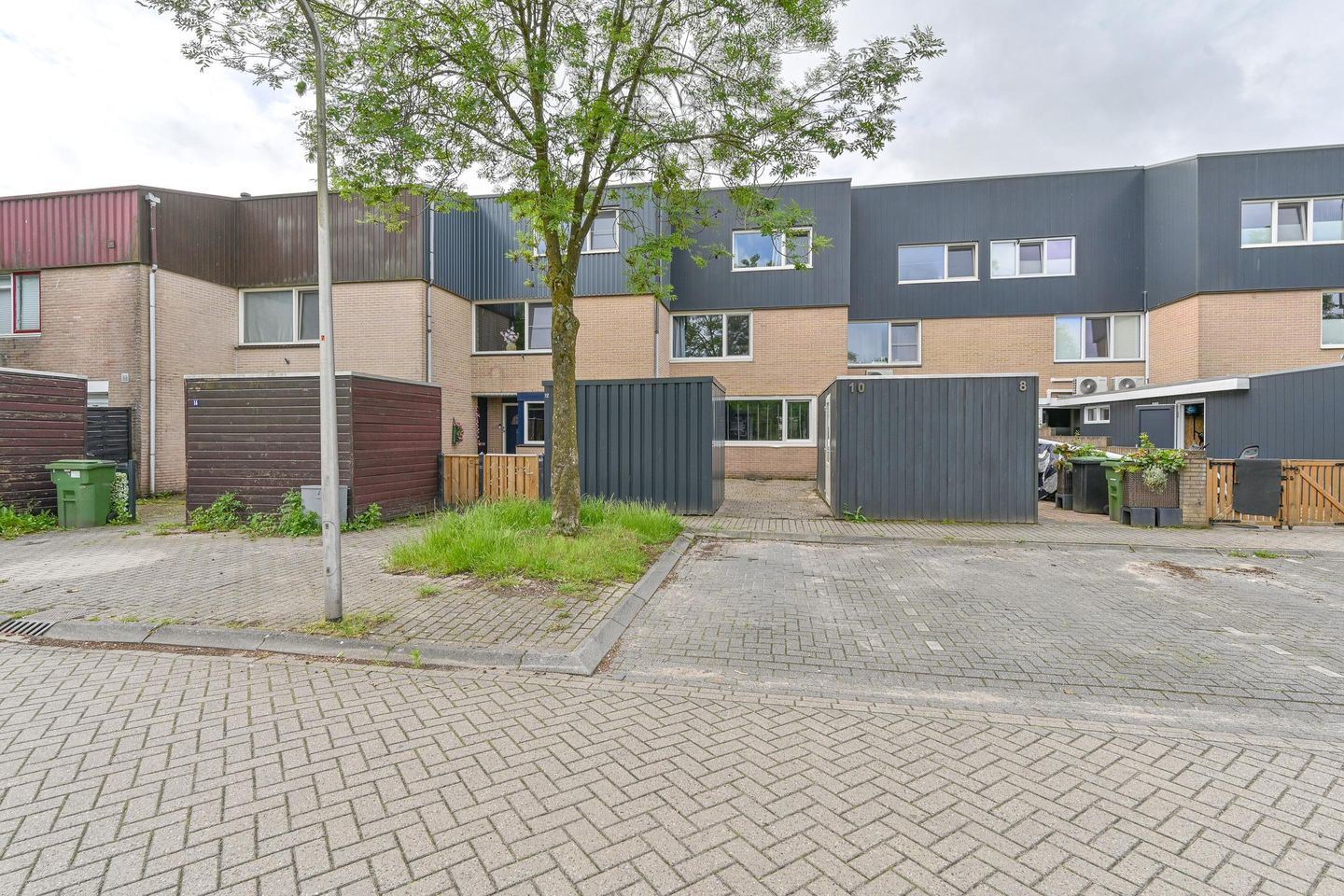 Foto 1 van Pollux 10