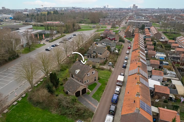 Vrijstaande woning te koop: Beatrixlaan 26, Vlissingen