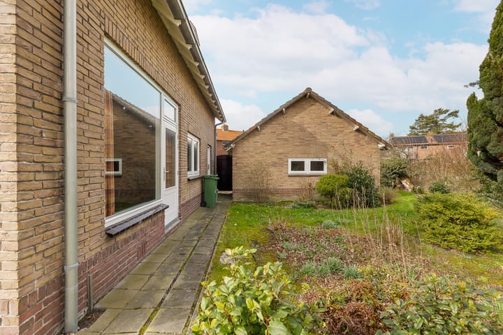 Vrijstaande woning te koop: Beatrixlaan 26, Vlissingen