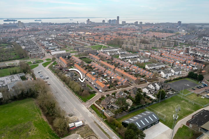 Vrijstaande woning te koop: Beatrixlaan 26, Vlissingen