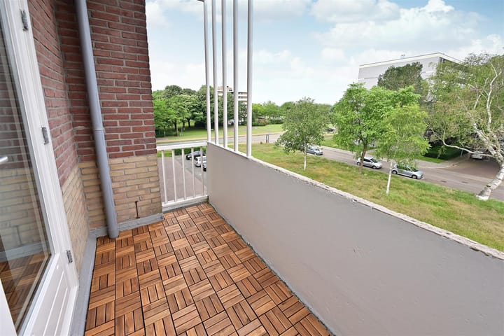 Appartement te koop: Geert Grootelaan 83, Hilversum