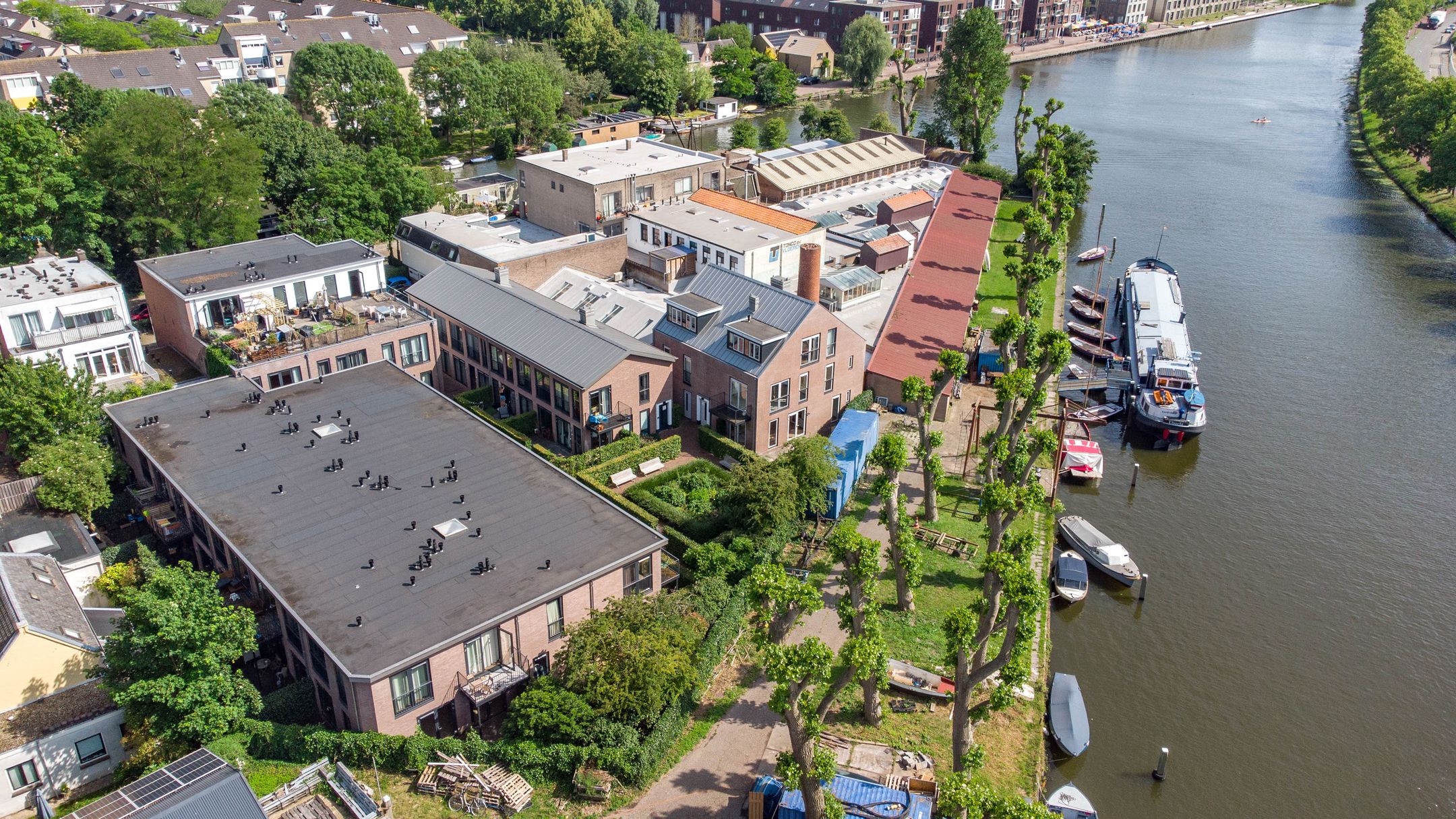 Jutfaseweg 223- 223 33
