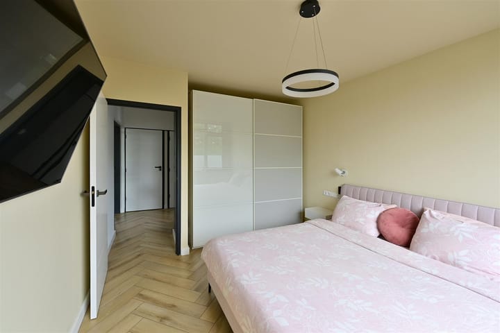 Appartement te koop: Geert Grootelaan 83, Hilversum