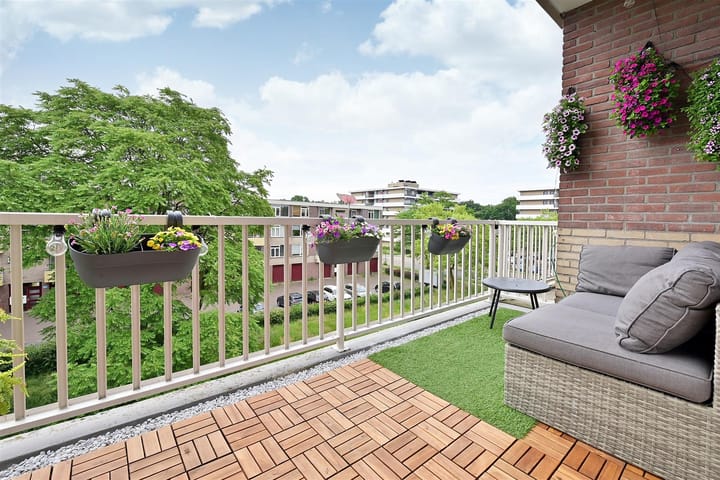 Appartement te koop: Geert Grootelaan 83, Hilversum