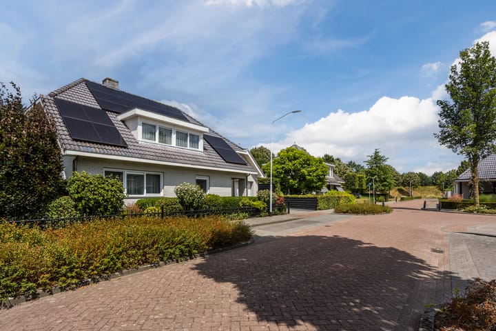 Vrijstaande woning te koop: Dorsvelden 12, Best