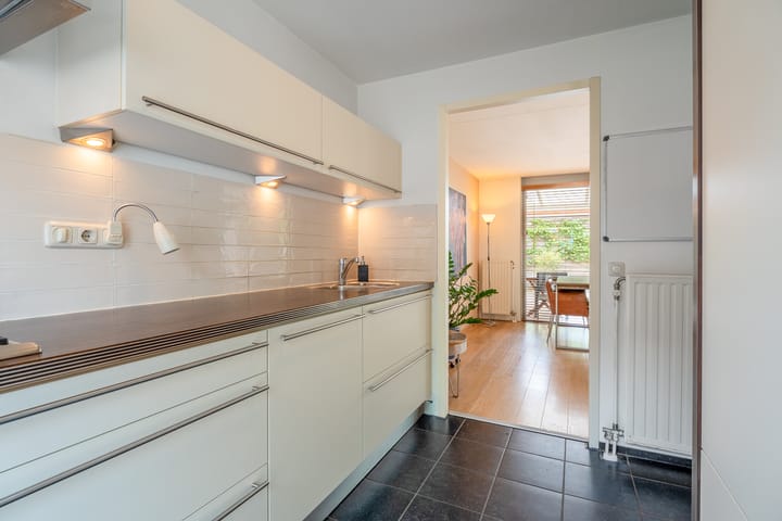 Hoekwoning te koop: Robert Fruinstraat 6, Tilburg