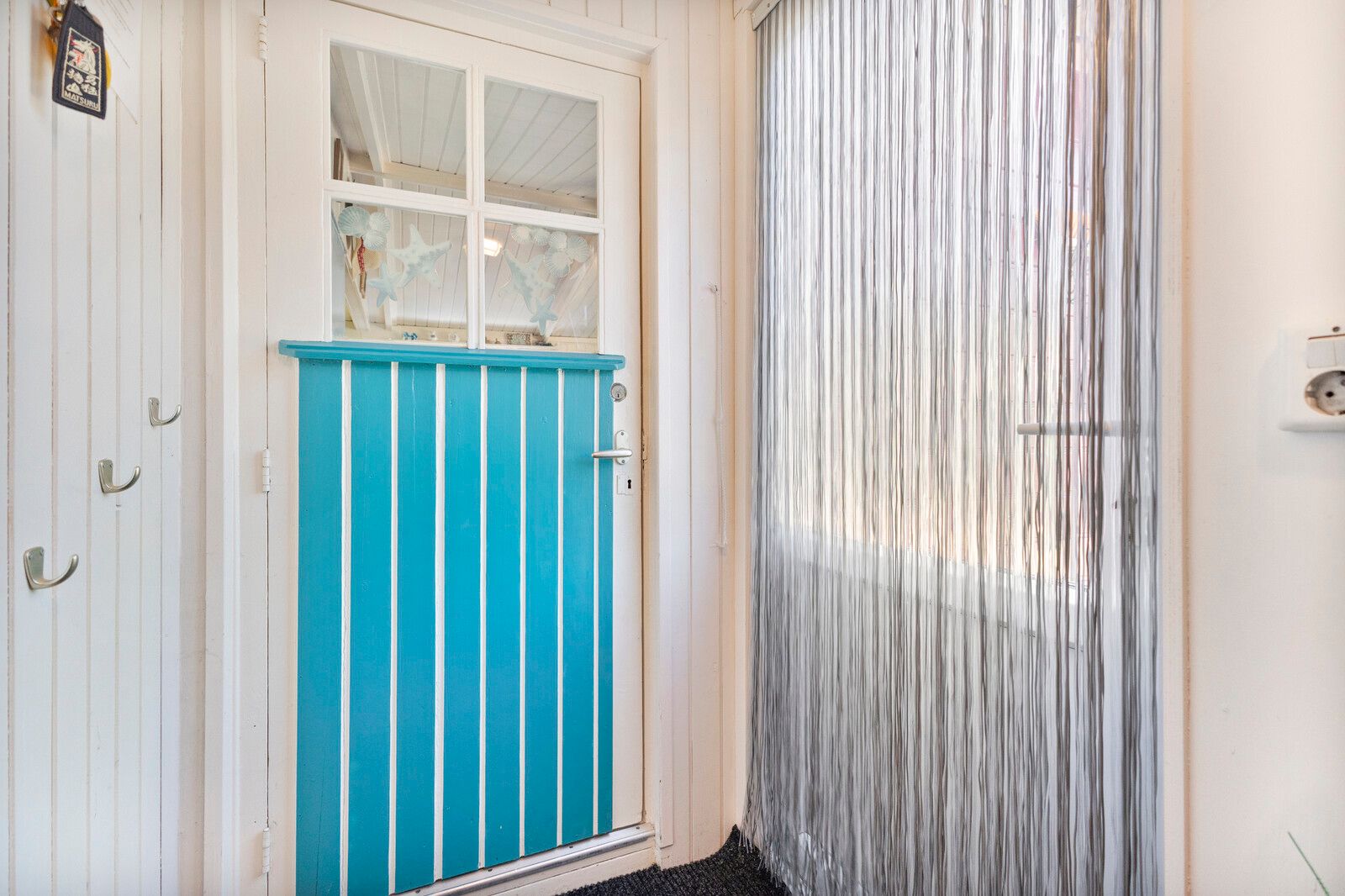 2-bedroom freehold villa in Sint Maartensvlotbrug — photo 3 of 5