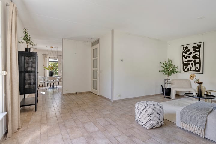 Vrijstaande woning te koop: Middenweg 9, Limmen