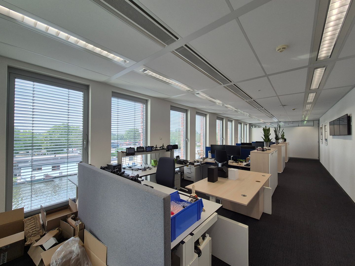 View photo 2 of Kleine Landtong 27