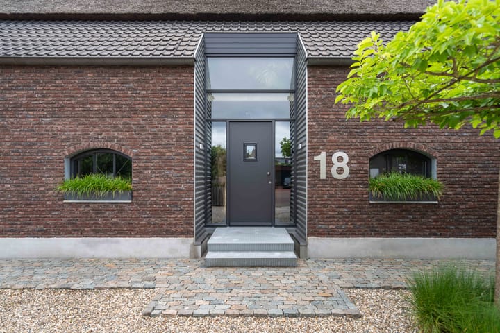 Vrijstaande woning te koop: Sint Donatuskapelstraat 18, Weert