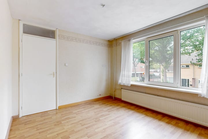 Tussenwoning te koop: Staringlaan 39, Heerhugowaard