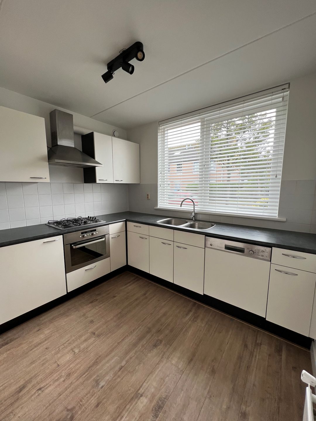 Foto 7 van Nienhuis Ruijskade 37