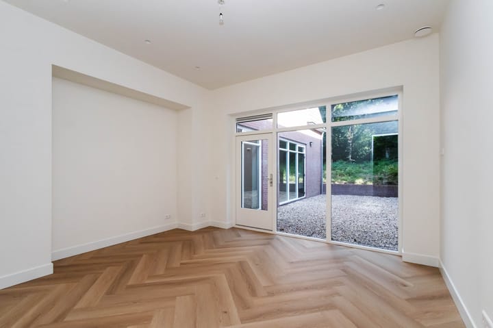 Tussenwoning te huur: Beresteinseweg 4, Hilversum