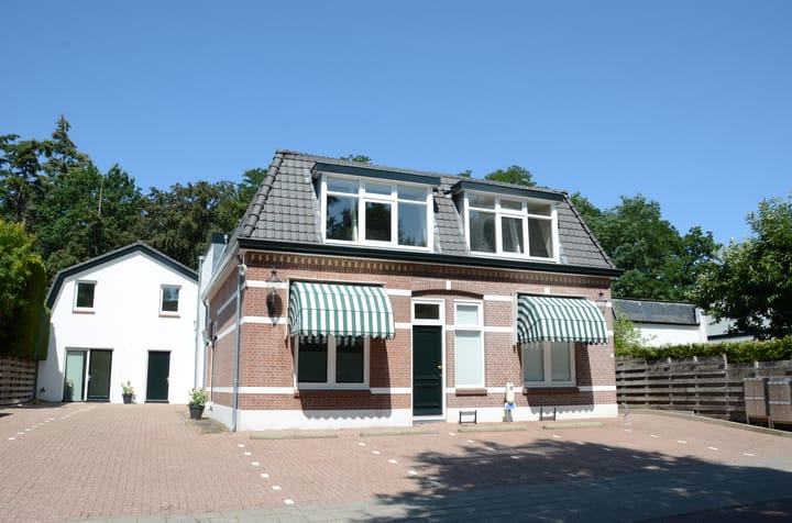 Tussenwoning te huur: Beresteinseweg 4, Hilversum