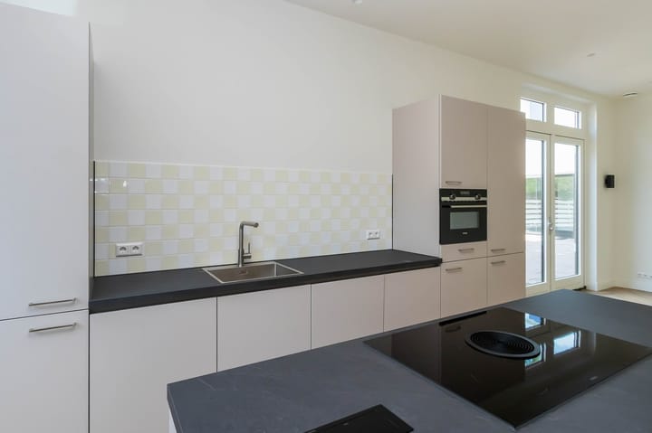 Tussenwoning te huur: Beresteinseweg 4, Hilversum