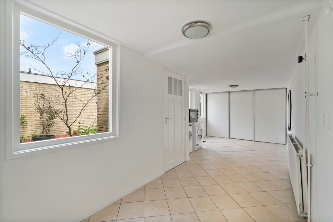 Photo 22 of Zwinstraat 14