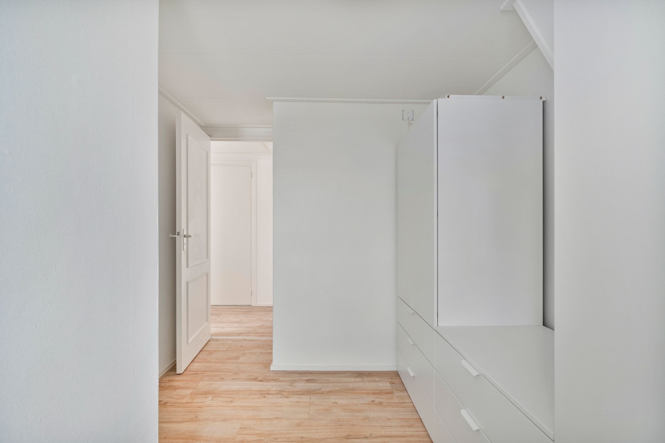 Photo 36 of Zwinstraat 14