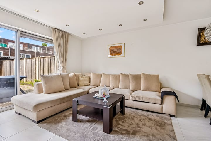 Tussenwoning te koop: Gerard Terborchstraat 3, Almere