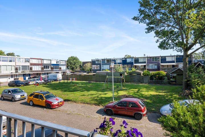 Tussenwoning te koop: Delf 36, Veendam