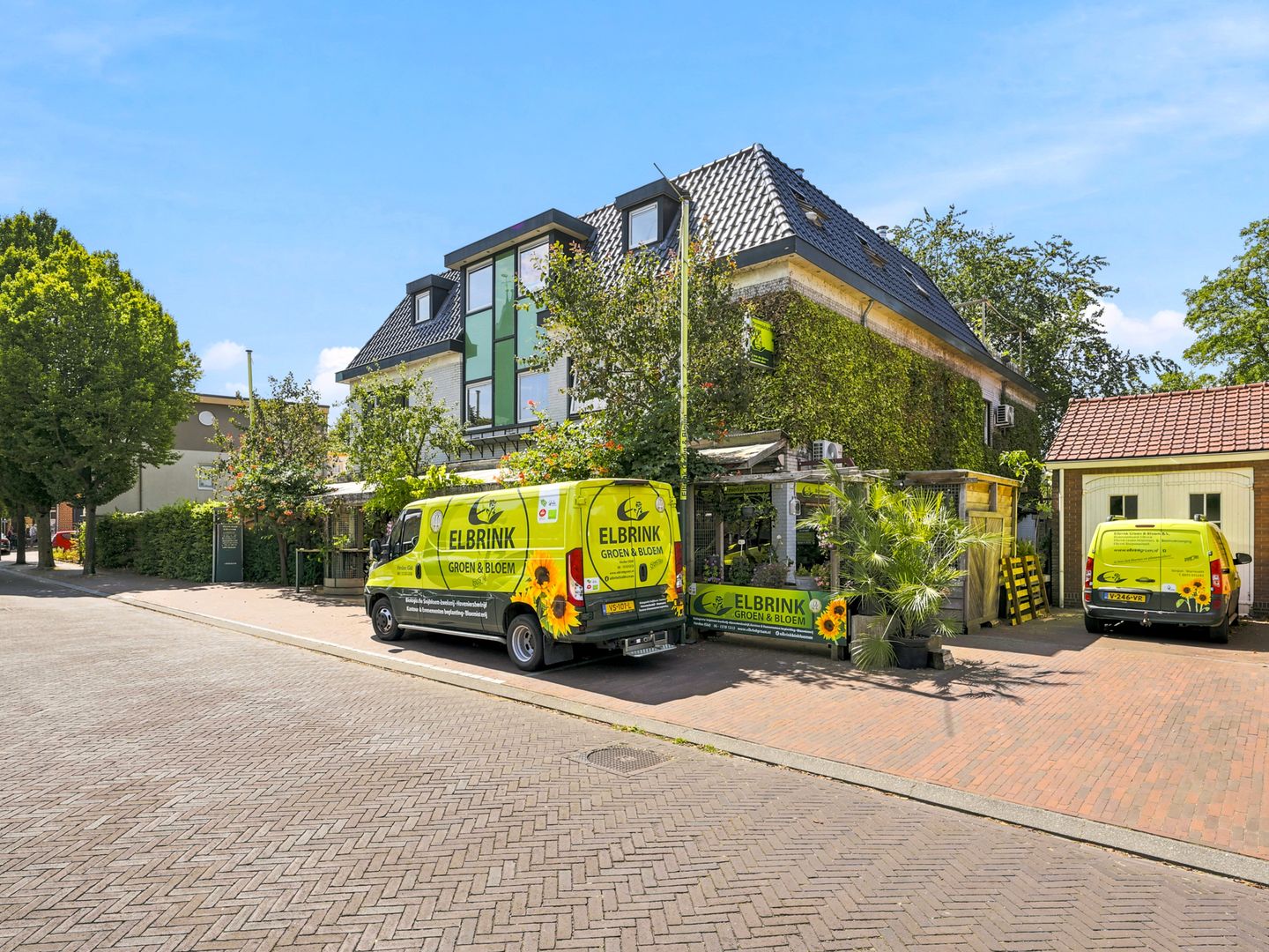 Bekijk foto 3 van Burgemeester Galleestr 3