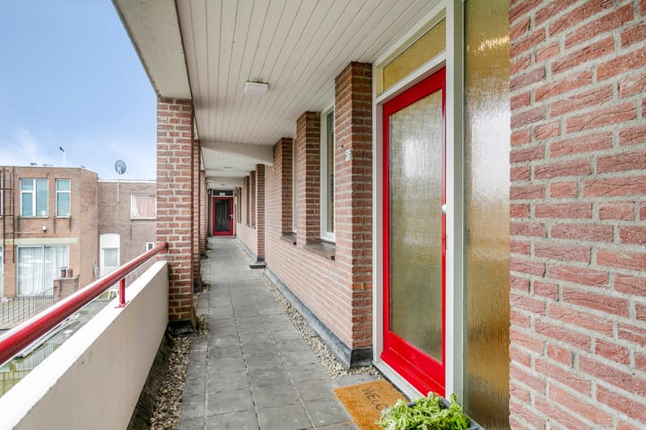 Appartement te koop: Korte Kerkstraat 95, Geldrop