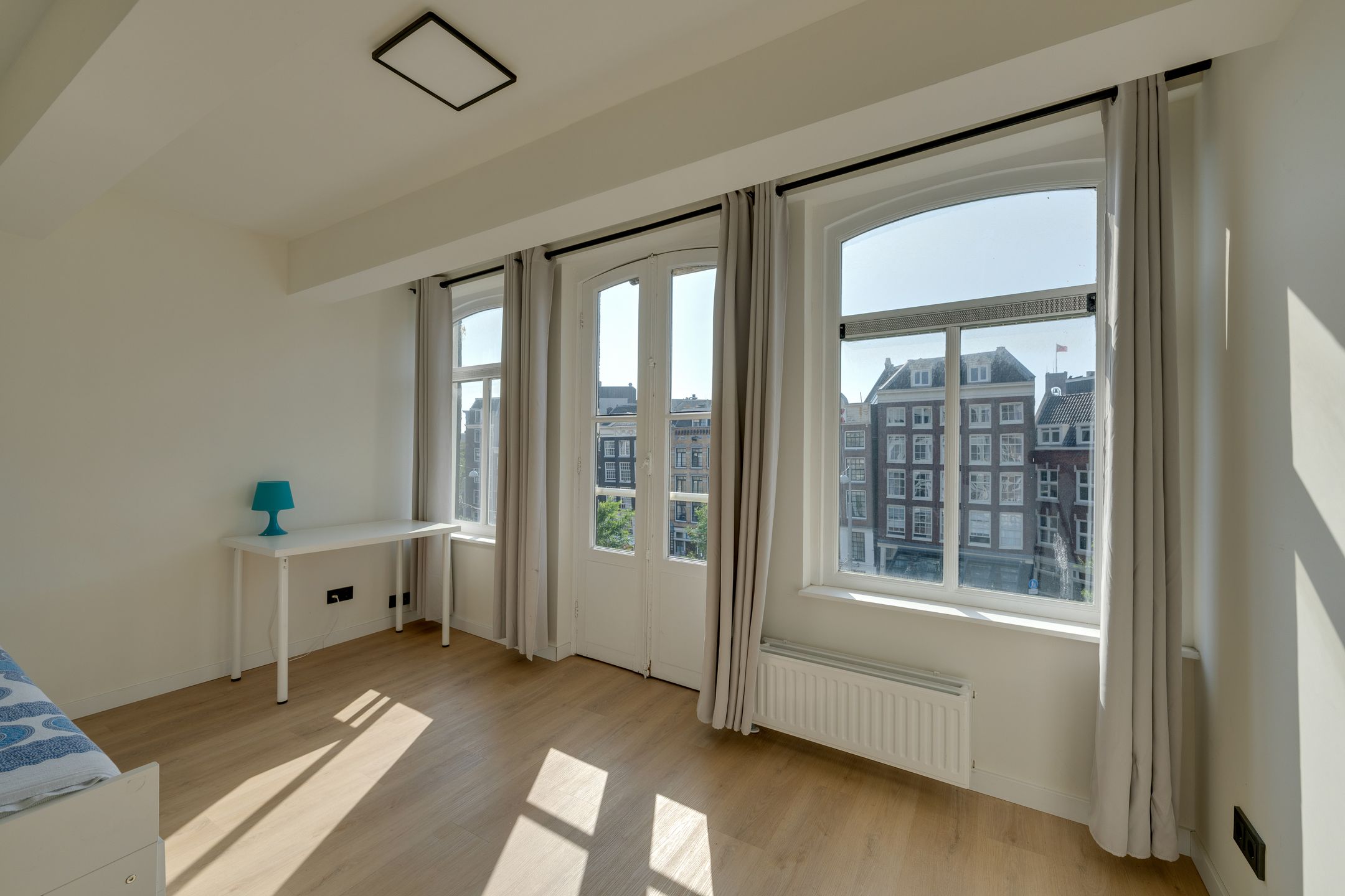 Foto 15 van Nieuwezijds Voorburgwal 82-3