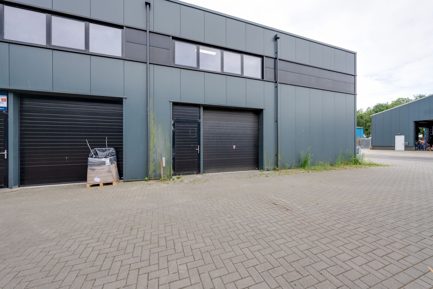 Bekijk foto 2 van Industrieweg 43-f