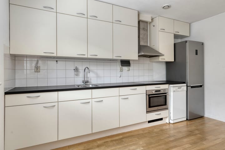 Tussenwoning te koop: Floris Versterstraat 47, Almere