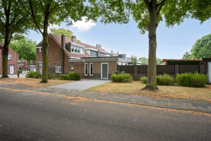 Hoekwoning te koop: Leliestraat 2, Sittard