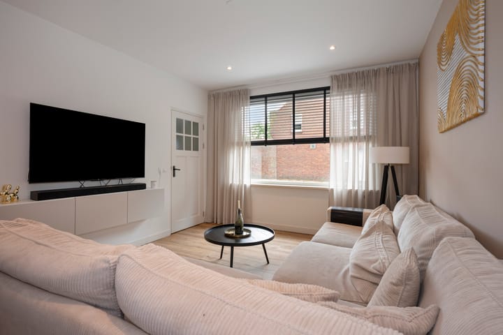 Hoekwoning te koop: Leliestraat 2, Sittard