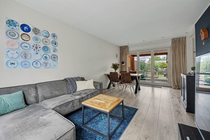 Tussenwoning te koop: Merelstraat 42, Winterswijk