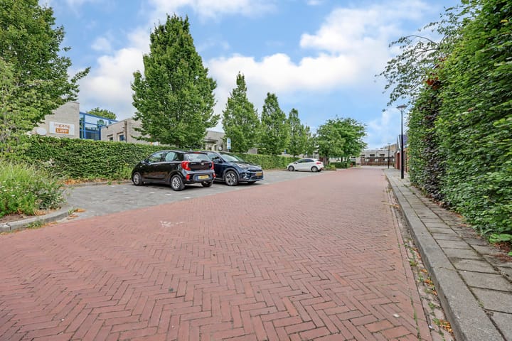 Tussenwoning te koop: Merelstraat 42, Winterswijk