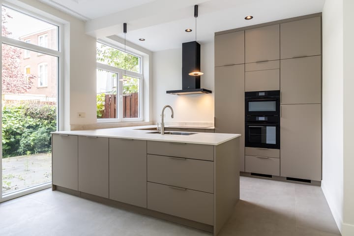 Hoekwoning te huur: Mesdagstraat 39, 'S-Gravenhage