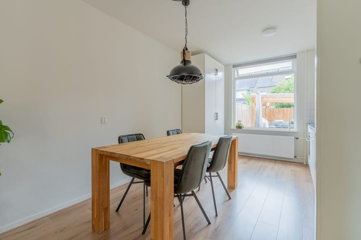 Hoekwoning te koop: Van Bosseware 24, Zwolle