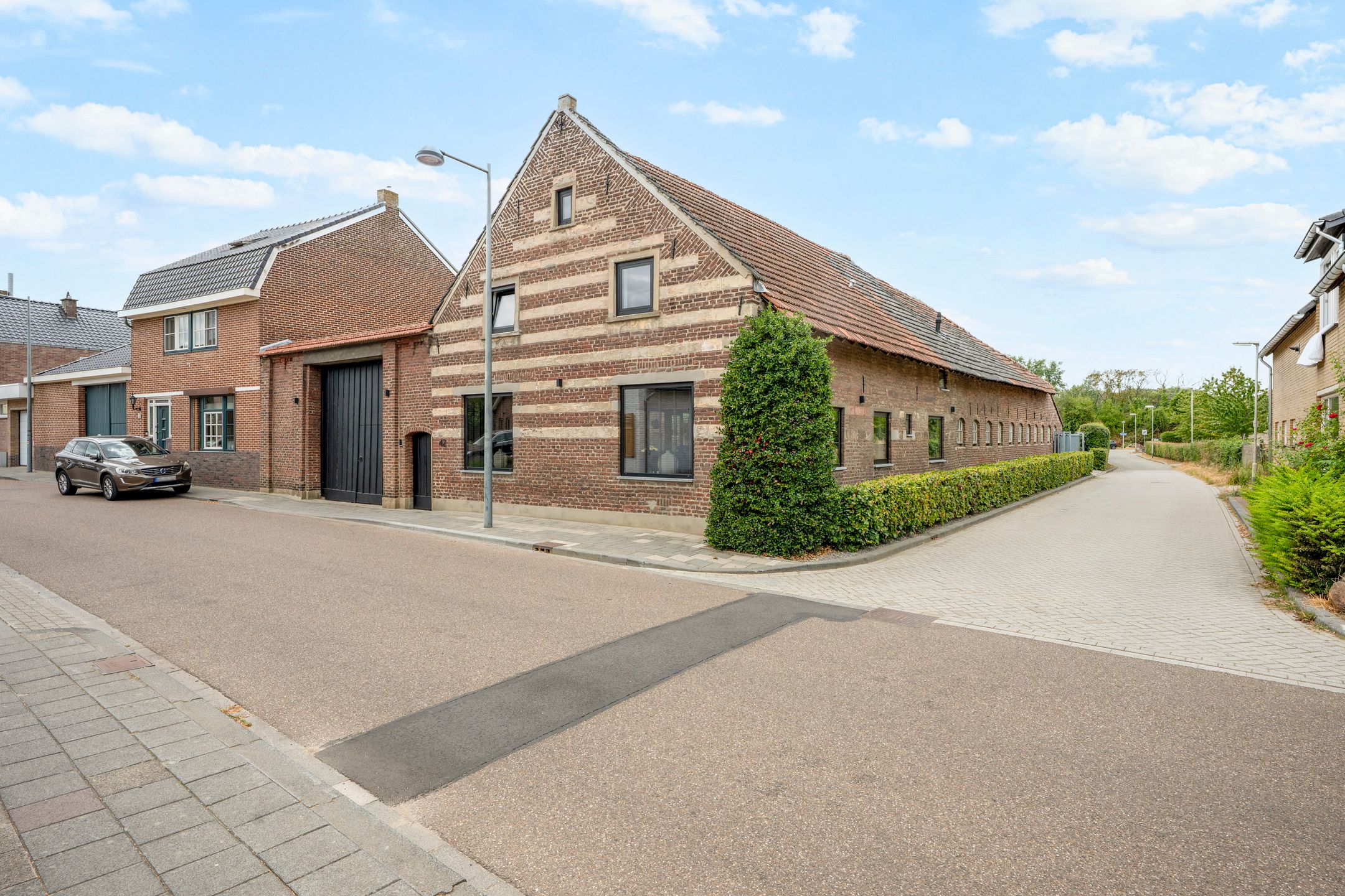Dorpstraat 42 
