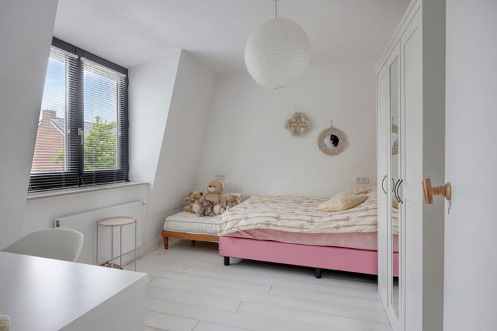 Vrijstaande woning te koop: Burgemeester Thomas Wackersstraat 67, Roermond