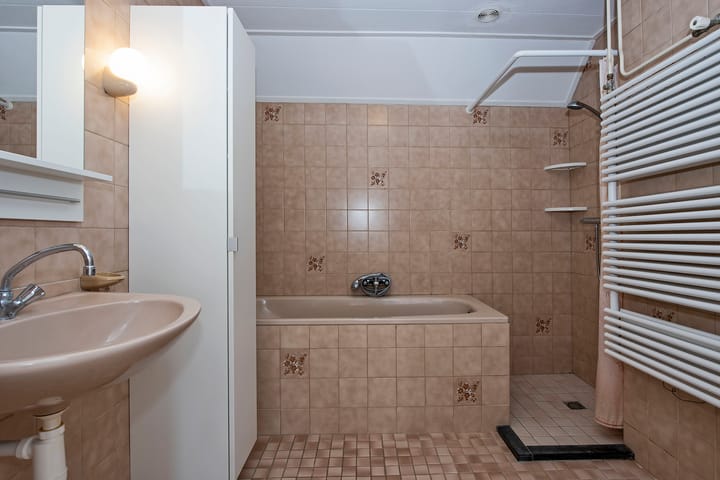 Tussenwoning te koop: Fie Carelsenstraat 84, Hengelo