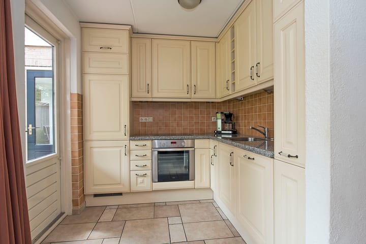 Tussenwoning te koop: Fie Carelsenstraat 84, Hengelo