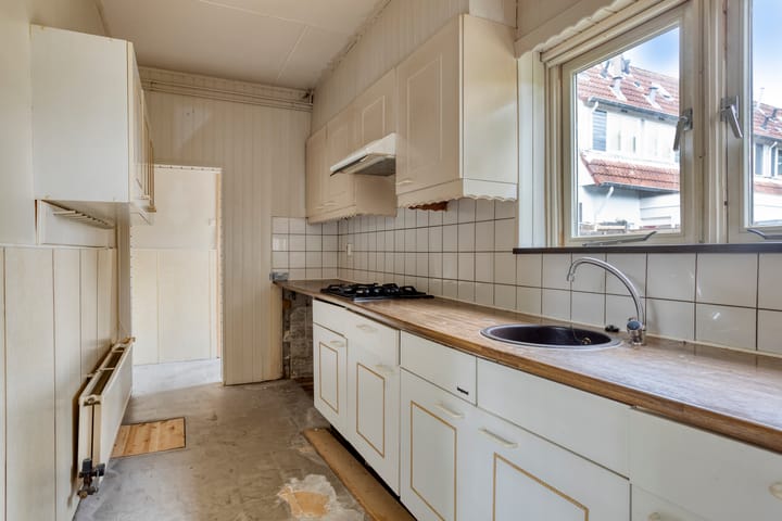 Twee-onder-één-kap te koop: Groenezoom 169, Rotterdam